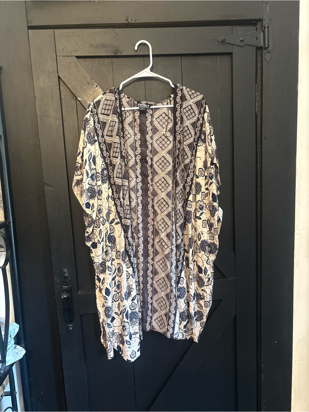 Boho Floral Printed Kimono- Neutral/Navy